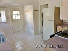 75 FURMAN AVE - Photo 11