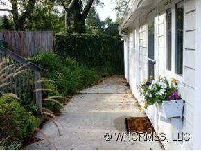 75 FURMAN AVE - Photo 20