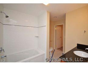 10 Spring Park Road - Photo 13