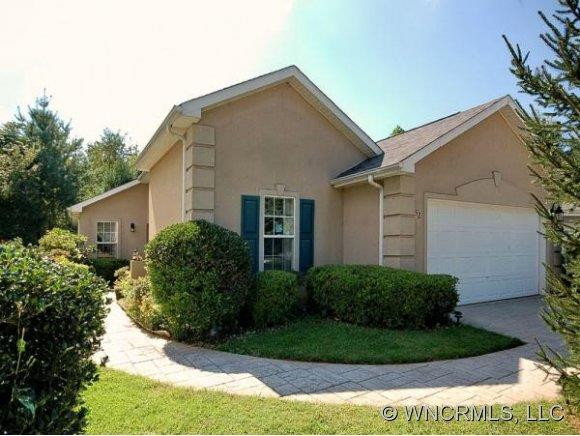 52 STONEBRIDGE DRIVE