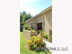 52 STONEBRIDGE DRIVE - Photo 2