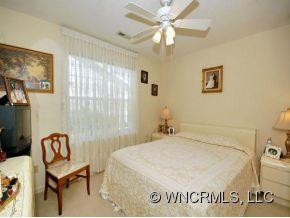 52 STONEBRIDGE DRIVE - Photo 12