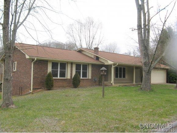 44 MEADOWOOD LANE
