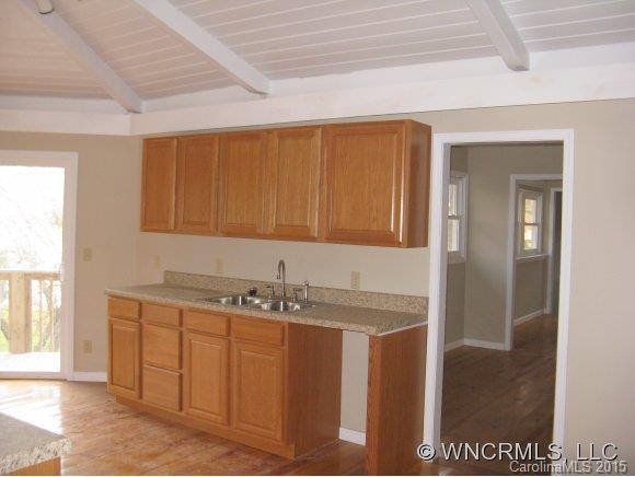 44 MEADOWOOD LANE - Photo 2
