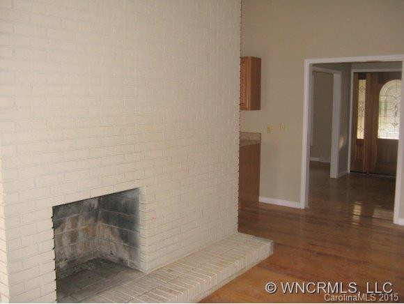 44 MEADOWOOD LANE - Photo 4