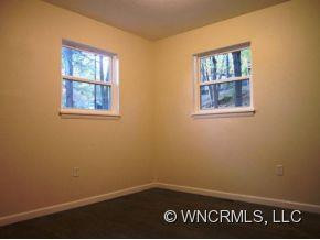 121 PINE HILL DRIVE - Photo 5