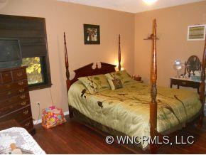 301 Poplar Drive - Photo 10