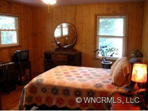 236 Friendly Circle - Photo 15
