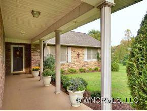 60 ROBERTS RIDGE - Photo 2