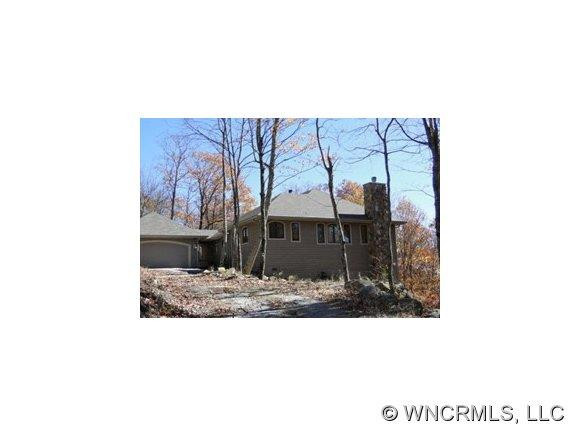 245 Cloudview Point