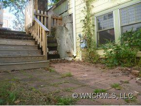62 Bartlett - Photo 18