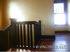 62 Bartlett - Photo 5