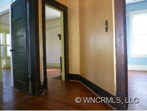 62 Bartlett - Photo 8