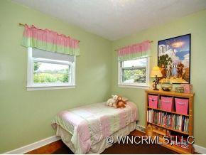 8 DEBRA LANE - Photo 8