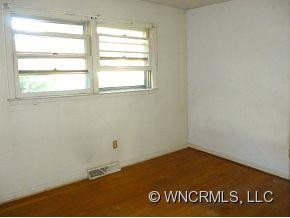 11 Kirby Place - Photo 10