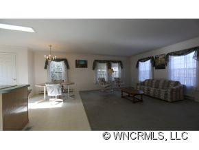 90 Holly Lane - Photo 3