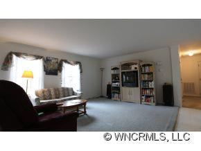 90 Holly Lane - Photo 5