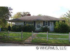 174 Pennsylvania Ave - Photo 2