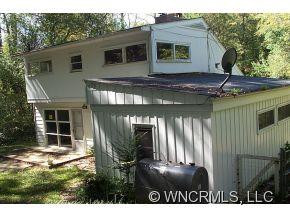 145 Walnut St - Photo 2