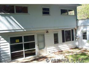 145 Walnut St - Photo 3