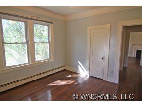 131 Hillside Street - Photo 10