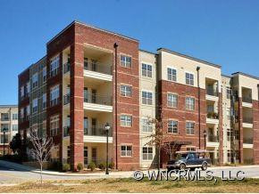 5 FARLEIGH ST #B02 - Photo 12