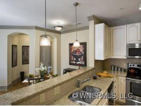 5 FARLEIGH ST #B02 - Photo 5