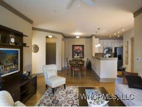 5 FARLEIGH ST #B02 - Photo 6
