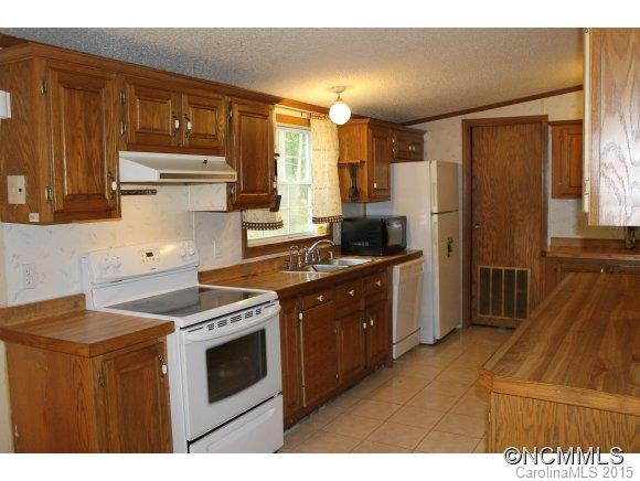 201 Fernstone Road - Photo 2