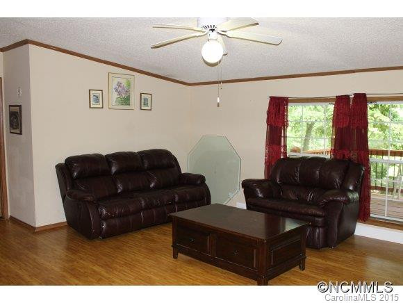 201 Fernstone Road - Photo 4
