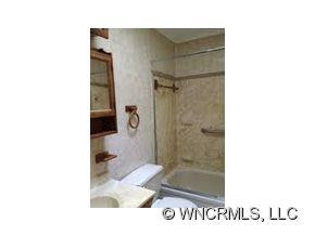 70 Beverly Rd - Photo 4