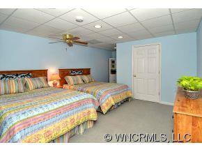  - Photo 18