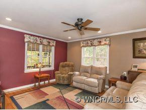 110 GLEN CABE ROAD - Photo 4