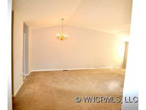 18 South Creekside Court - Photo 4