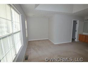 18 South Creekside Court - Photo 8