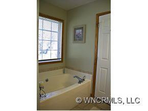 114 LITTLEFIELD DR. - Photo 14