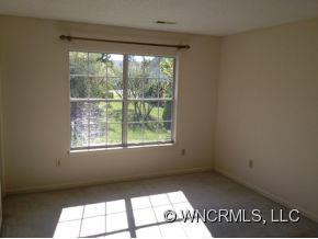 484 N Woodfield Court - Photo 6