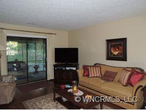 105 E. Whisperwood Circle - Photo 5