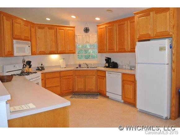 1012 Kanasgowa Drive - Photo 5
