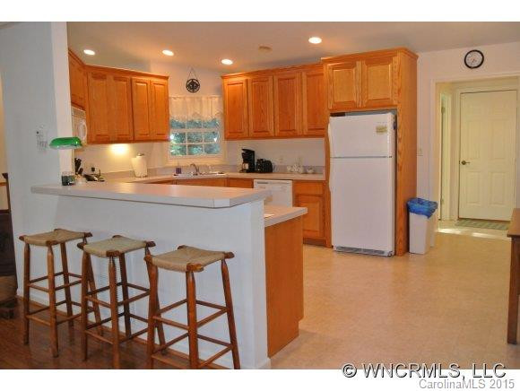 1012 Kanasgowa Drive - Photo 6