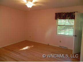 10 Hillview Road - Photo 13