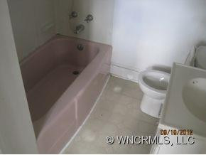  - Photo 9