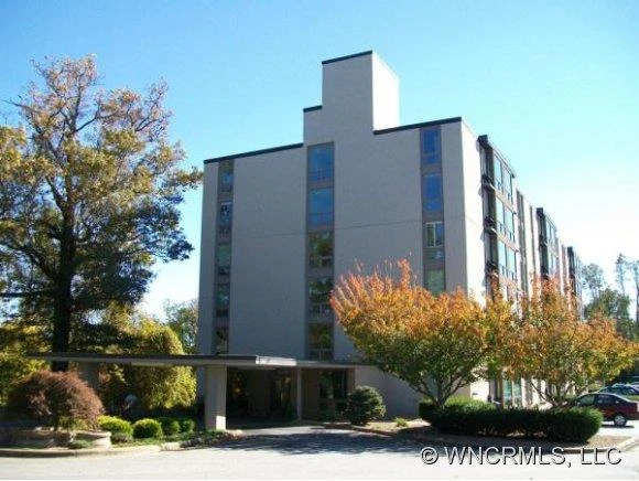 647 TOWN MOUNTAIN UNIT 208