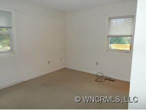 800 Sam Mills - Photo 6