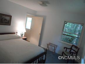 124 Spring Hollow Lane - Photo 17