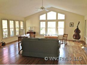 124 Spring Hollow Lane - Photo 9