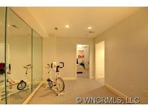 9 Firestone - Photo 13
