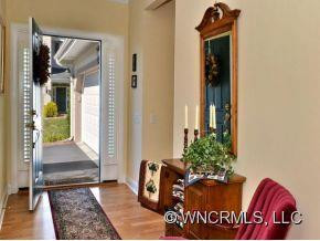 240 Towne Place Drive - Photo 2