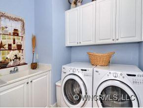 240 Towne Place Drive - Photo 11