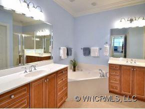 240 Towne Place Drive - Photo 14